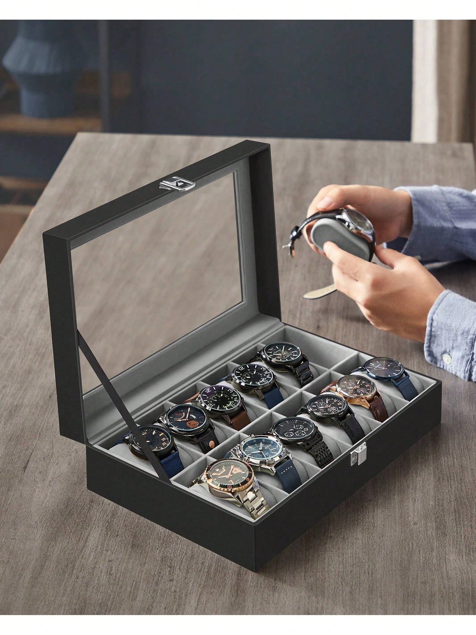 12-Slot Lockable Watch Box wit - Jewels On Watches recension och pris