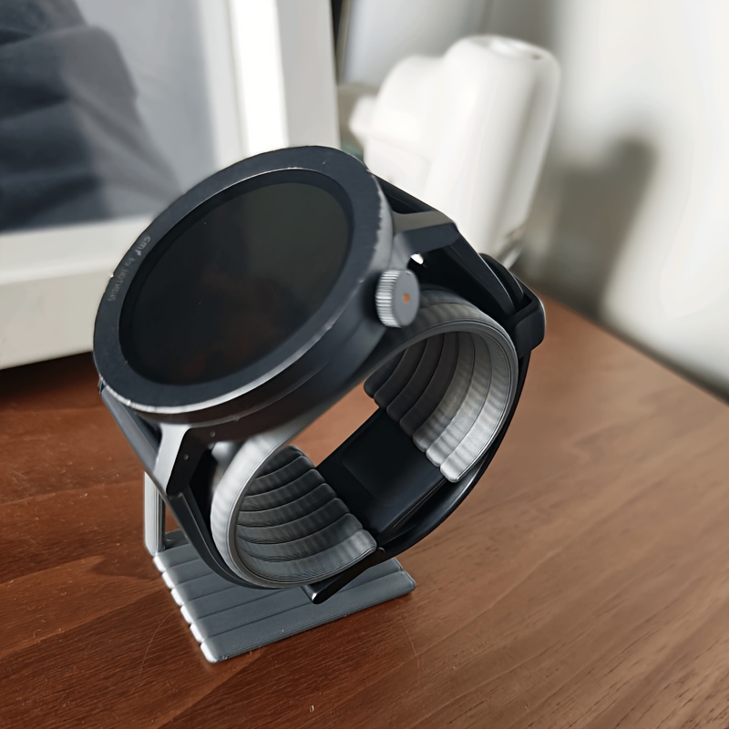 Minimalist Watch Display Stand - Jewels On Watches recension och pris